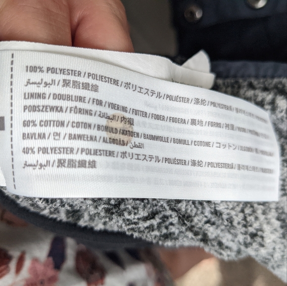 Abercrombie & Fitch Asymmetrical Snap Up Fleece - Picture 4 of 6